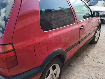 Volkswagen Golf 1994 года за 1 150 000 тг. в Актобе – фото 3