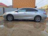 Toyota Camry 2016 года за 6 500 000 тг. в Жанаозен – фото 2