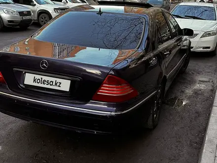 Mercedes-Benz S 320 2001 года за 3 500 000 тг. в Астана – фото 3