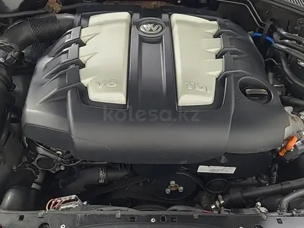 Volkswagen Touareg 2008 года за 4 990 000 тг. в Алматы – фото 11