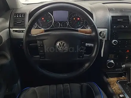 Volkswagen Touareg 2008 года за 4 990 000 тг. в Алматы – фото 13