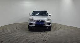 Volkswagen Touareg 2008 года за 4 990 000 тг. в Алматы – фото 2