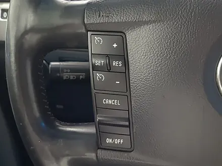 Volkswagen Touareg 2008 года за 4 990 000 тг. в Алматы – фото 25