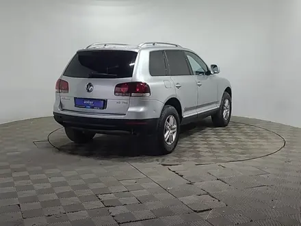 Volkswagen Touareg 2008 года за 4 990 000 тг. в Алматы – фото 5