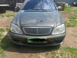Mercedes-Benz S 320 2000 года за 3 000 000 тг. в Астана