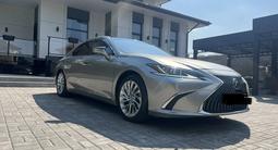 Lexus ES 250 2018 годаүшін19 700 008 тг. в Астана – фото 2