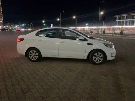 Kia Rio 2013 года за 5 300 000 тг. в Актау – фото 2