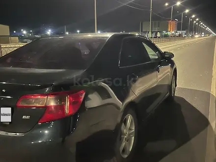 Toyota Camry 2013 года за 5 300 000 тг. в Атырау – фото 11