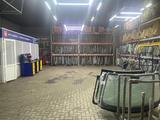 Стекло лобовое за 160 000 тг. в Алматы