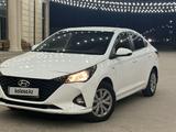 Hyundai Solaris 2020 годаүшін7 400 000 тг. в Атырау – фото 3