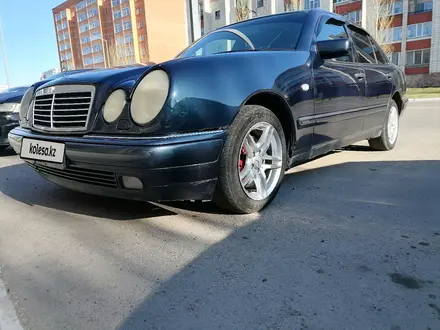 Mercedes-Benz E 230 1997 года за 2 100 000 тг. в Кокшетау – фото 7