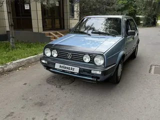 Volkswagen Golf, 1990