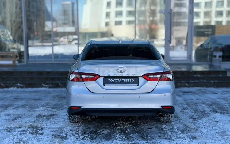 Toyota Camry Prestige — миниатюра 4