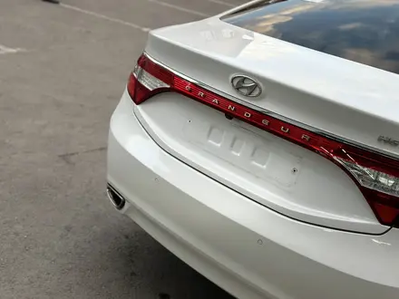 Hyundai Grandeur 2012 года за 5 500 000 тг. в Караганда – фото 10