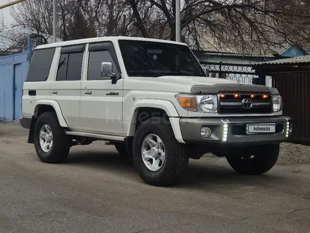 Toyota Land Cruiser 2019 года за 30 000 000 тг. в Алматы