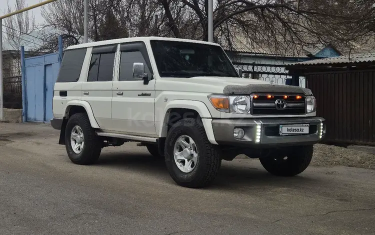 Toyota Land Cruiser 2019 года за 30 000 000 тг. в Алматы