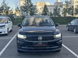 Volkswagen Tiguan 2021 года за 10 700 000 тг. в Астана