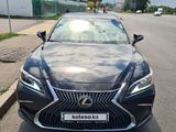 Lexus ES 350 2022 года за 30 000 000 тг. в Актобе – фото 2