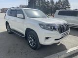 Toyota Land Cruiser Prado 2018 года за 21 900 000 тг. в Семей