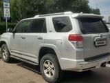 Toyota 4Runner 2010 года за 17 500 000 тг. в Семей – фото 2