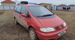 Volkswagen Sharan 1996 года за 1 400 000 тг. в Уральск – фото 2