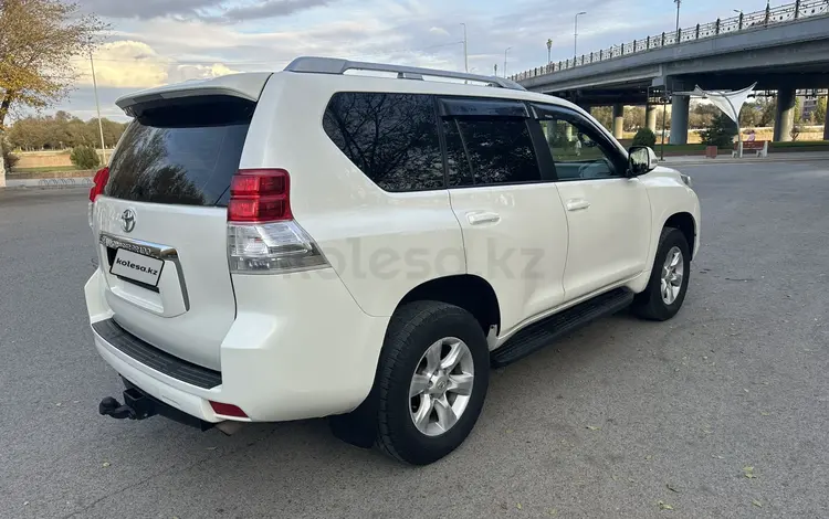 Toyota Land Cruiser Prado 2013 года за 14 700 000 тг. в Атырау