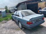 Mercedes-Benz E 230 1989 годаfor550 000 тг. в Алматы – фото 2