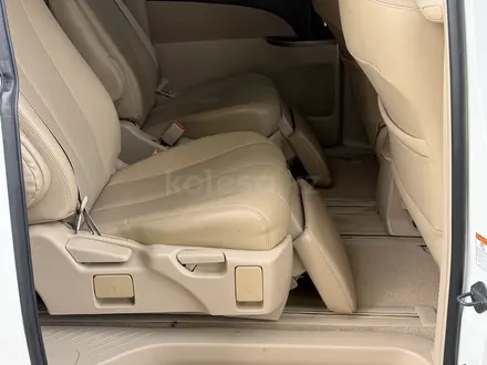 Toyota Previa 2018 года за 13 000 000 тг. в Алматы – фото 12