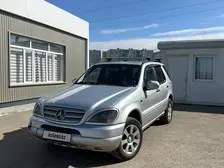 Mercedes-Benz M-Class, 2000