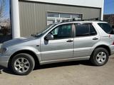 Mercedes-Benz ML 320 2000 года за 2 200 000 тг. в Жезказган – фото 2