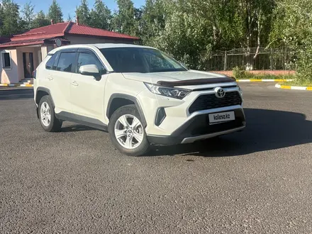 Toyota RAV4 2021 года за 14 950 000 тг. в Астана – фото 3