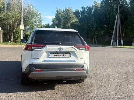 Toyota RAV4 2021 года за 14 950 000 тг. в Астана – фото 6