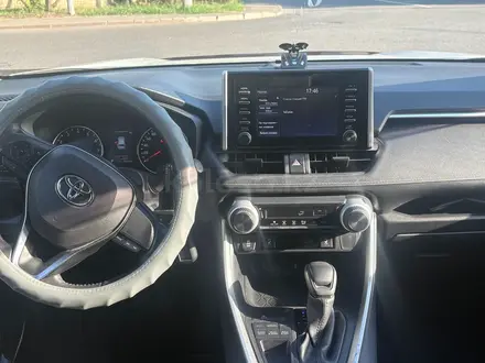 Toyota RAV4 2021 года за 14 950 000 тг. в Астана – фото 9