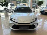 Toyota Camry Elegance eCVT 2026 годаfor18 790 000 тг. в Алматы