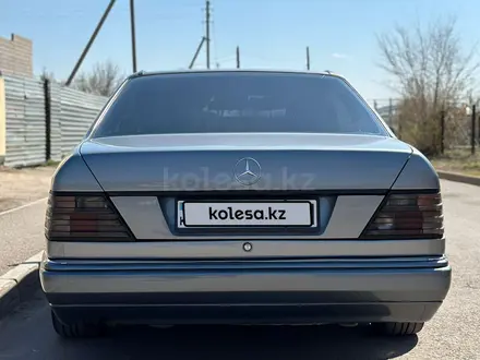 Mercedes-Benz E 300 1992 года за 2 900 000 тг. в Караганда – фото 3