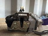 Замок двери/багажника: Кия, Хендэ, Тойота, Лексус, Рено, Джетур за 11 000 тг. в Актобе – фото 3