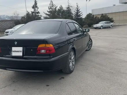 BMW 525 2002 года за 4 350 000 тг. в Алматы – фото 3