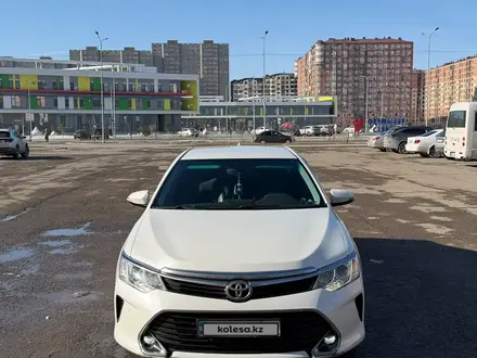 Toyota Camry 2017 года за 8 000 000 тг. в Актау