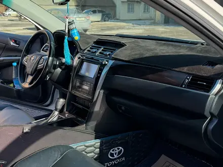 Toyota Camry 2017 года за 8 000 000 тг. в Актау – фото 8