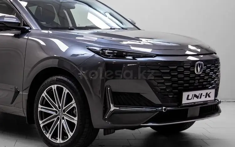 Решетка бампера UNI-K и другие за 100 тг. в Алматы