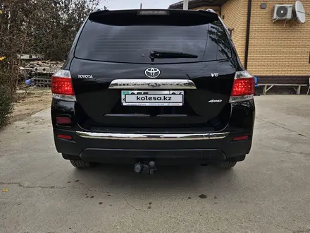 Toyota Highlander 2011 года за 11 800 000 тг. в Атырау – фото 4