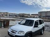 Chevrolet Niva 2015 года за 4 100 000 тг. в Астана – фото 2