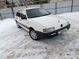 Volkswagen Passat 1993 годаүшін1 575 000 тг. в Костанай