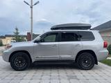 Toyota Land Cruiser 2013 годаүшін27 500 000 тг. в Астана – фото 2