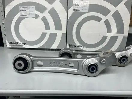 РЫЧАГИ И СТОЙКИ СТАБИЛИЗАТОРА BMW за 25 000 тг. в Алматы