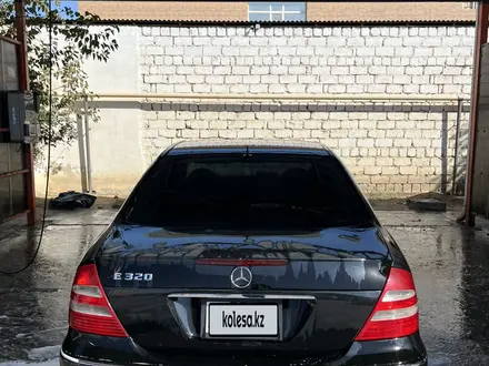 Mercedes-Benz E 320 2003 года за 4 000 000 тг. в Актау – фото 9