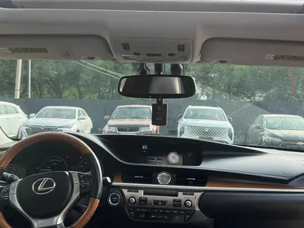 Lexus ES 300h 2014 года за 11 500 000 тг. в Алматы – фото 10