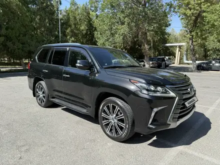 Lexus LX 570 2019 года за 50 000 000 тг. в Шымкент