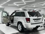 Jeep Grand Cherokee 2008 года за 10 000 000 тг. в Атырау