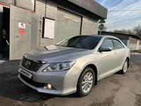 Toyota Camry 2013 годаfor9 700 000 тг. в Алматы